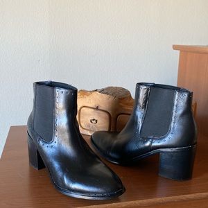 Steve Madden Malorie Studded Chelsea Boots